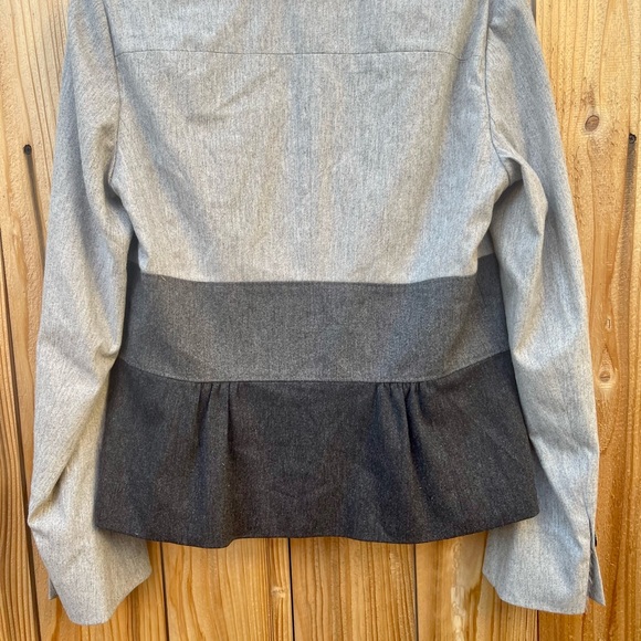 ESCADA SPORT! My apologies needs pressing & I’m post surgery, it’s like new! - Picture 8 of 16